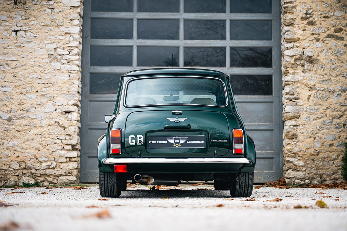 Mini 1.3 MPI Knightbridge air conditioning British Racing Green 2000 for sale used My Mini Revolution Paris