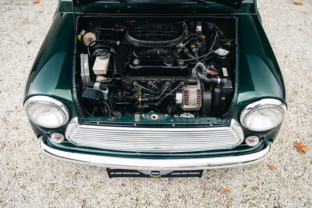 Mini 1.3 MPI Knightbridge air conditioning British Racing Green 2000 for sale used My Mini Revolution Paris