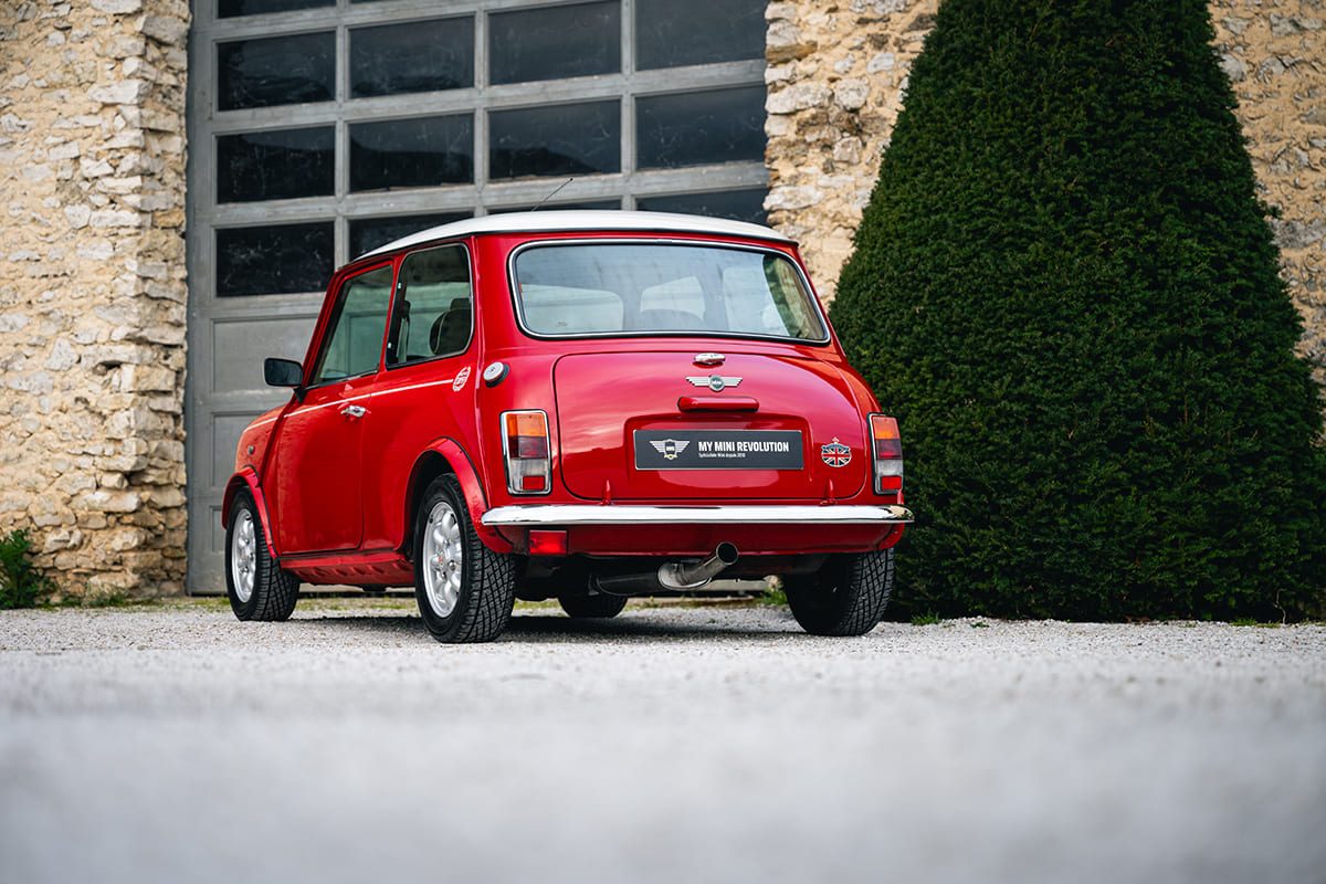Mini Cooper 1.3 MPI 12" red rims Solar Red 1996 for sale used My Mini Revolution Paris