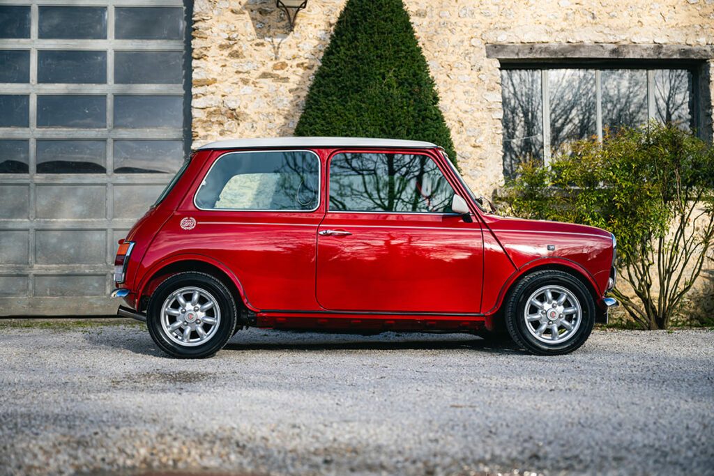 Mini Cooper 1.3 MPI jantes 12" rouge Solar Red 1996 à vendre occasion My Mini Revolution Paris