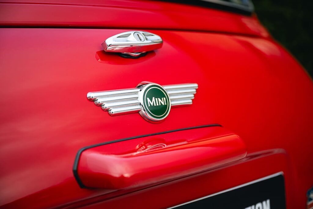 Mini Cooper 1.3 MPI jantes 12" rouge Solar Red 1996 à vendre occasion My Mini Revolution Paris