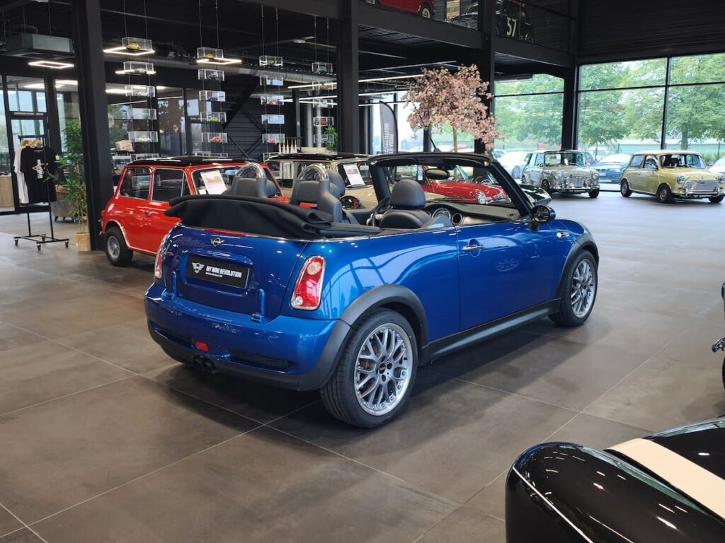 Mini Cooper S JCW R52 210hp Hyper Blue - New Arrival - For Sale - Collector Sport Classics Mini - Houdan Paris Bazainville - My Mini Revolution Showroom