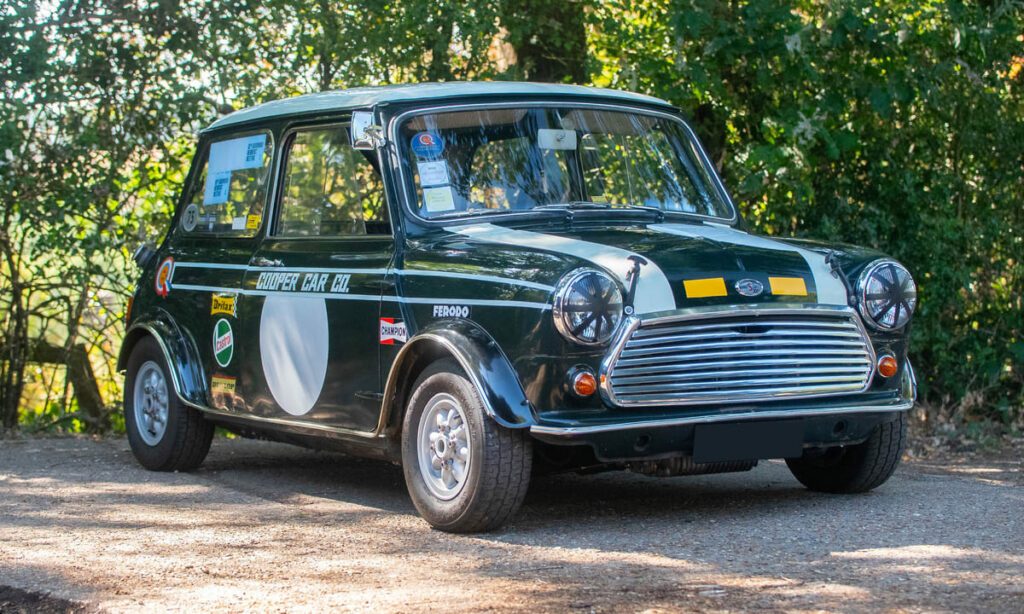 mini cooper s mk2 1968 car company group 5 CCC replica à vendre occasion rally rare collection collector rhd for sale paris france my mini revolution classics mini showroom