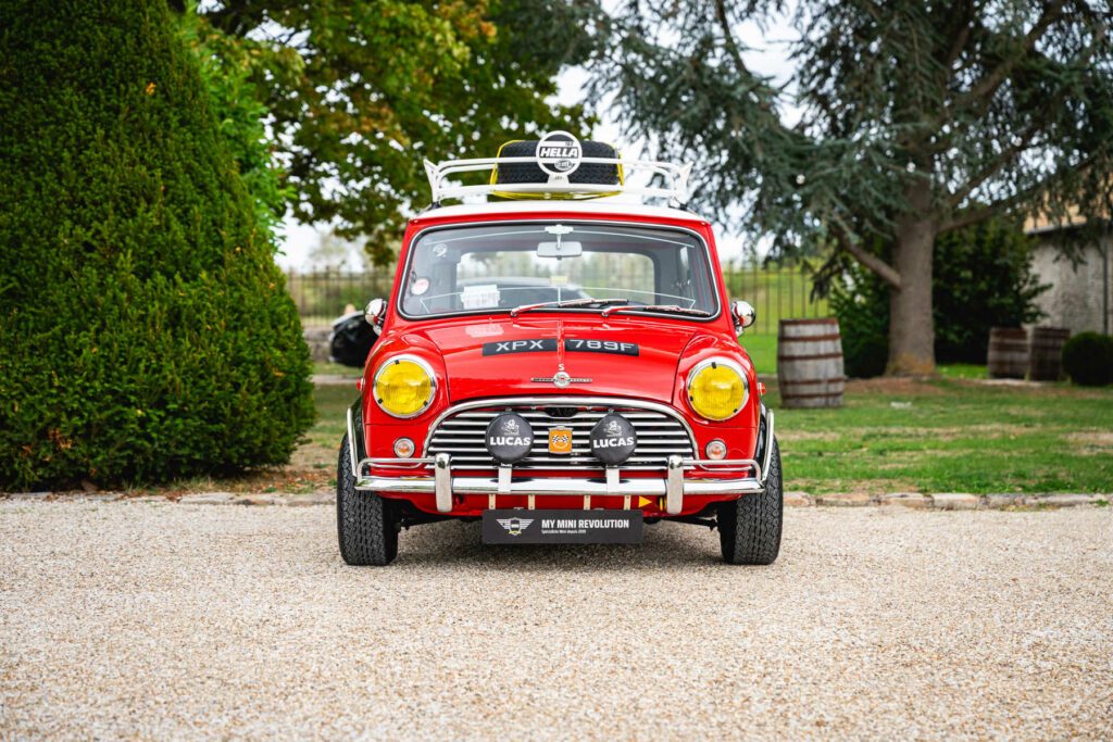 morris mini cooper mk1 works replica tartan red 1966 arrivage à vendre occasion classics mini my mini revolution paris houdan france USA New York collection collector