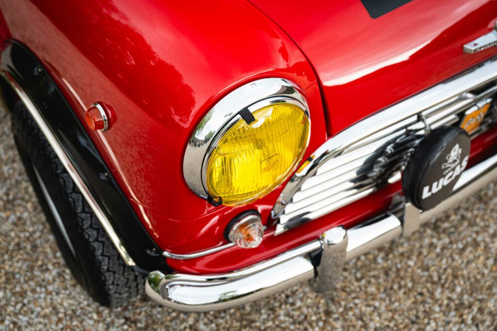 morris mini cooper mk1 works replica tartan red 1966 arrivage à vendre occasion classics mini my mini revolution paris houdan france USA New York collection collector