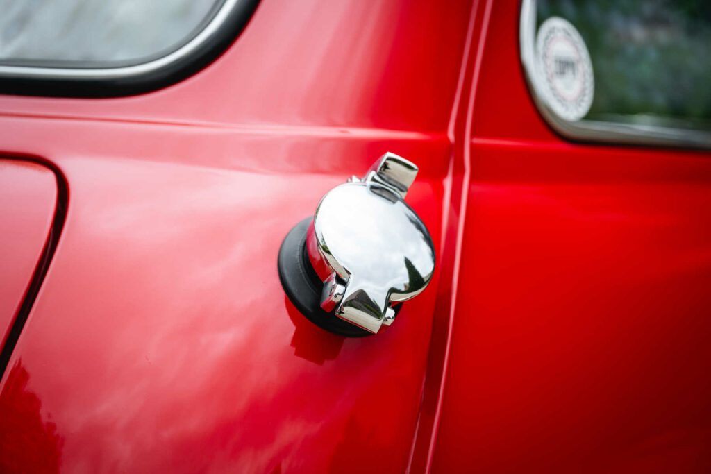 morris mini cooper mk1 works replica tartan red 1966 arrivage à vendre occasion classics mini my mini revolution paris houdan france USA New York collection collector